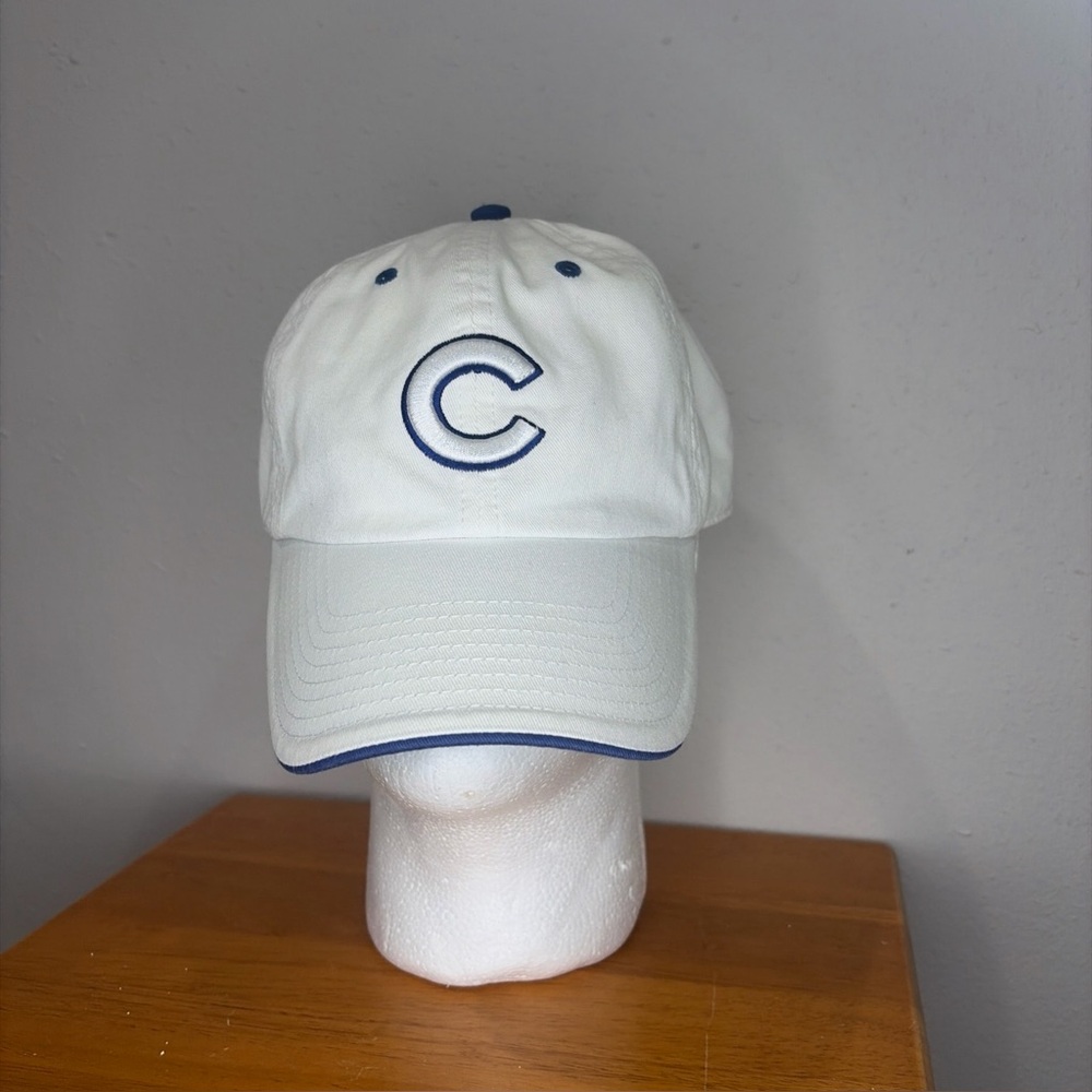 Chicago Cubs White Hat The Franchise Fitted XL Perfect Fit Twins Enterprise MLB